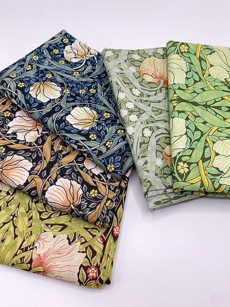Sewing By - Tessuto in cotone William Morris Magpie,