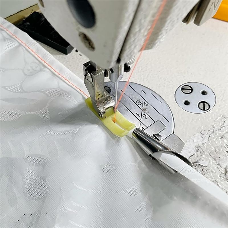 2026 Nuovo 4 pezzi Kit piede m - Rolled Hem Foot recensione e prezzo
