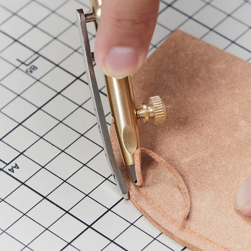 La testa multiutensile può reg - Sewing Thread Production recensione e prezzo